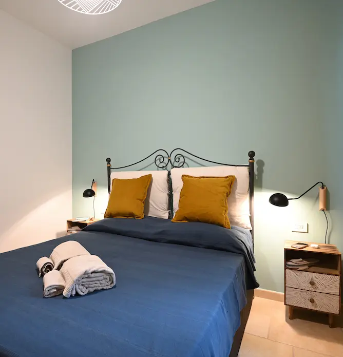 camera-matrimoniale-02-dimora-dani-charming-house-in-puglia